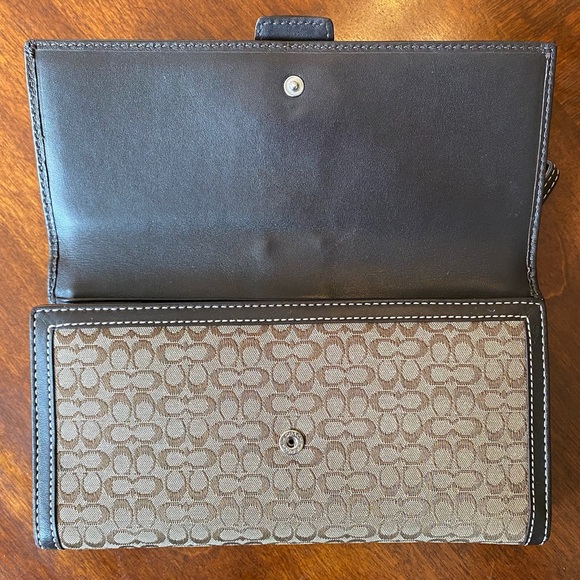 Coach Signature Large Envelope Wallet with Separate Checkbook Cover - Picture 3 of 7